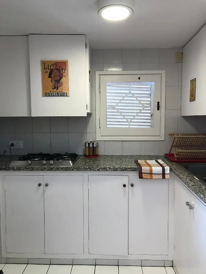 Juliette - Apartment With Sea-View , Parking, Swimming-Pool Cadaqués 0*,  Spanje