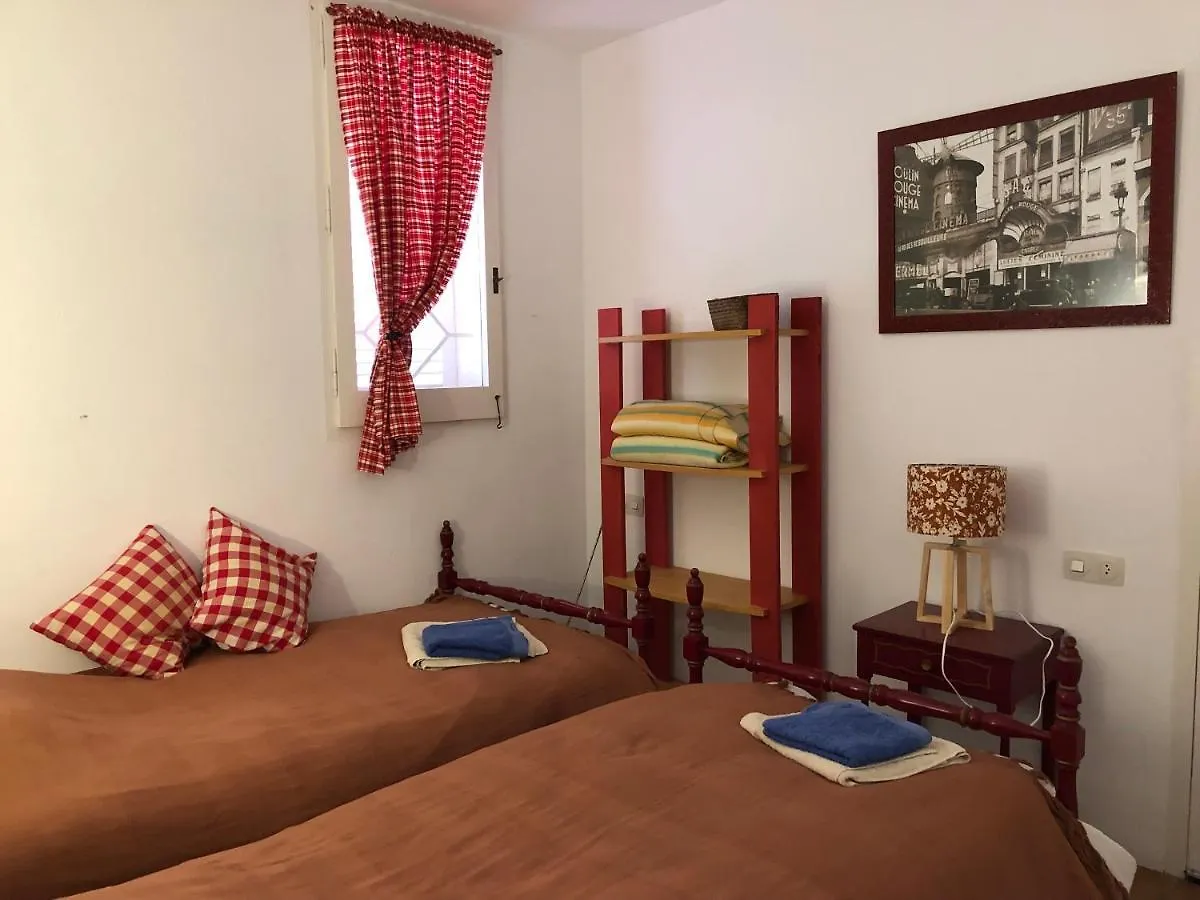 Juliette - Apartment With Sea-View , Parking, Swimming-Pool Cadaqués